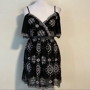 Romeo & Juliet Couture Dress Embroidered Mini Cold Shoulder Off the Shoulder S